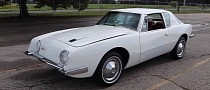 Drag Race: 1963 Supercharged Studebaker Avanti Is Too Fast for 1969 Pontiac GTO