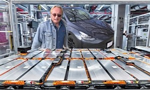 Drain Your EV and PHEV High-Voltage Batteries at Least Twice a Year, Says Known Mechanic