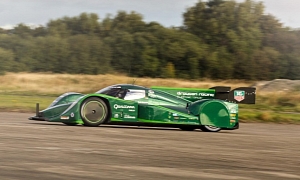 Drayson Racing Sets Four Land Speed Records for EVs