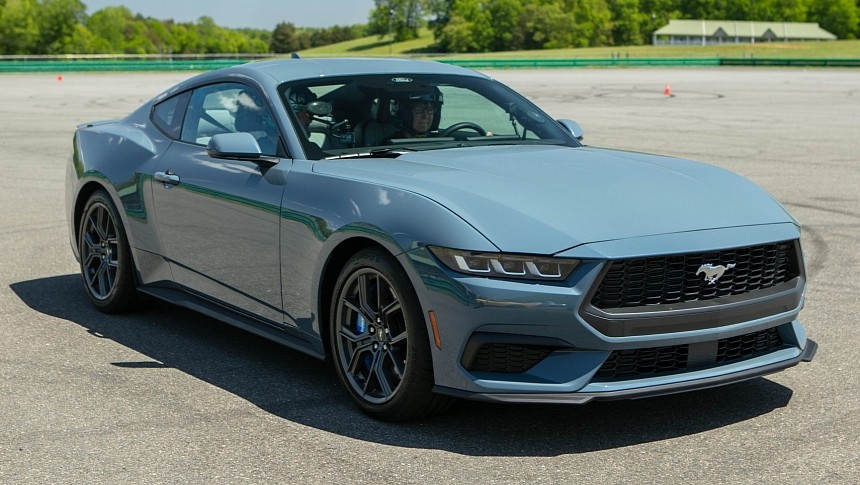  The Gift Of Drift For Mother’s Day With The All-New Ford Mustang And Vaughn Gittin Jr.