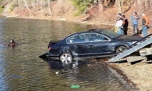 Driver Claims GPS Navigation Sent Him in a Lake, So He Obeyed