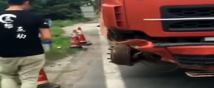 Truck with no front wheel