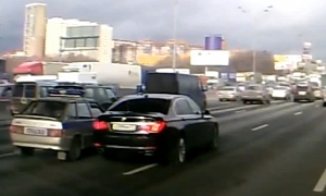Driver of BMW Belonging to Russian Deputy Minister Mocks Cop on Highway
