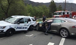 Driver on Tesla Autopilot's Fatal Crash Faces Vehicular Manslaughter Counts