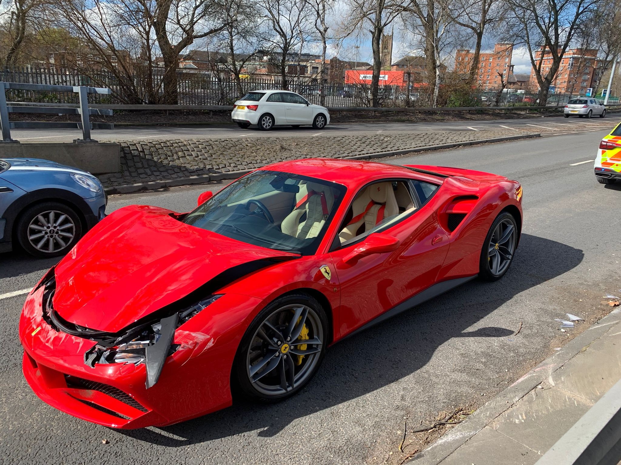Video Review: The Ferrari 488 GTB Is an Operatic Thrill - The New