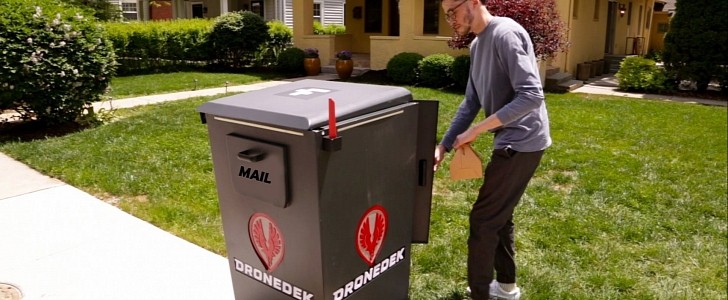 Dronedek debuts its mailbox of the future