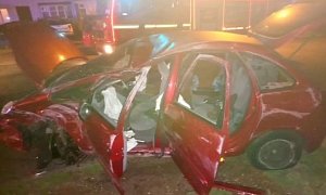 Drunk Driver Crashes 5-Seat Citroen With 10 People in It