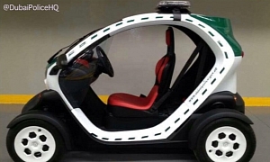 Dubai Police Renault Twizy Joins Supercars