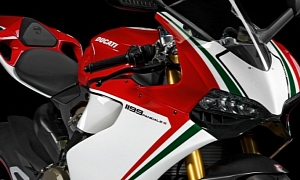 Ducati 1199 Panigale Tricolore S for $2,000 Off