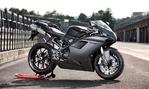 Ducati 848 Challenge Partners with Pirelli for BSB