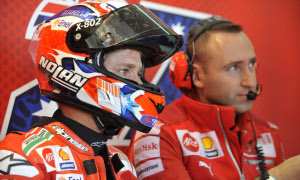 Ducati Blame Stoner's Crash on Cold Tire