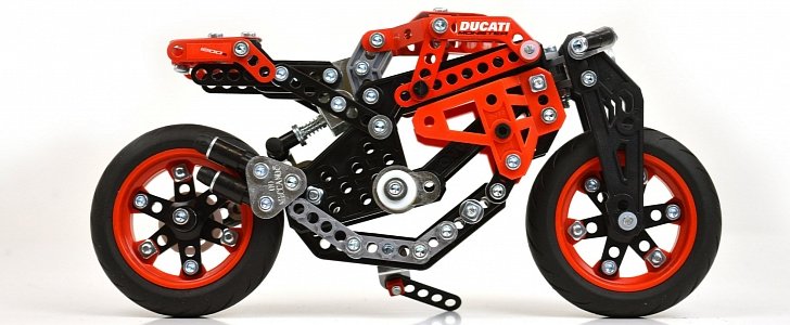 Ducati Monster 1200 S Meccano set