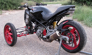 Ducati Monstrosity Trike by TreMoto