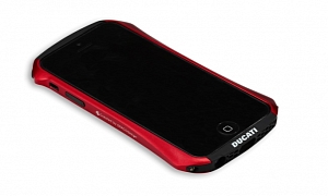 Ducati Shows New iPhone 5 and Samsung S4 Covers and Bumpers