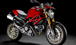 Ducati Starts Monster 1100 S Customization Contest
