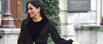 Duchess of Sussex Closes Her Own Car Door on First Solo Outing
