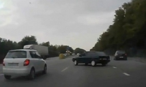 Dumb U-Turn on Highway Causes Massive Crash in Russia