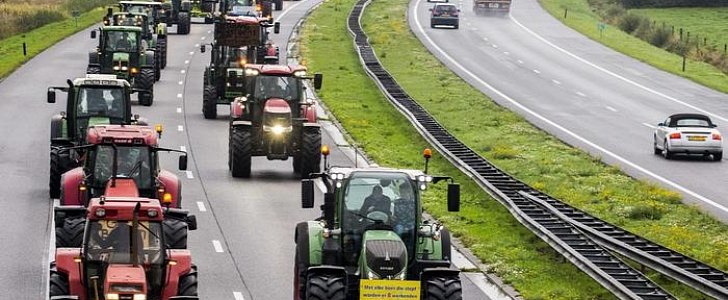 Tractors cause worst traffic jam in Netherlands, during farmers' protest