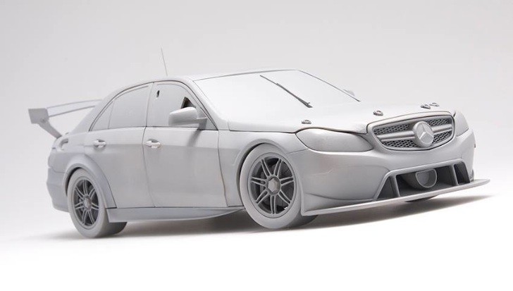 Mercedes-Benz E 63 AMG V8 Supercars Scale Model