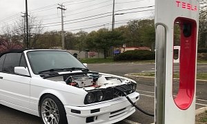 E30 BMW 3 Series at Tesla Supercharger Is Recycling in Style