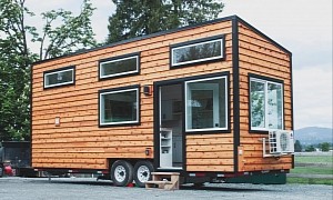 East Coast Tiny House Flaunts a Perfect Layout With an Oversized Loft