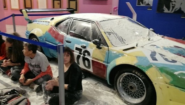 Eco-Activists Attack Andy Warhol’s One-Off BMW M1 With 18Lbs of Flour