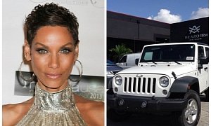 Eddie Murphy’s Ex Gets her Jeep Wrangler to the Auto Shop