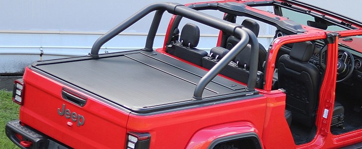 EGR's RollTrac Bed Cover Is a Must-Have for Jeep Gladiator Owners, Here's  Why - autoevolution