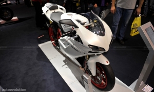 EICMA 2010: Ducati 848 EVO <span>· Live Photos</span>