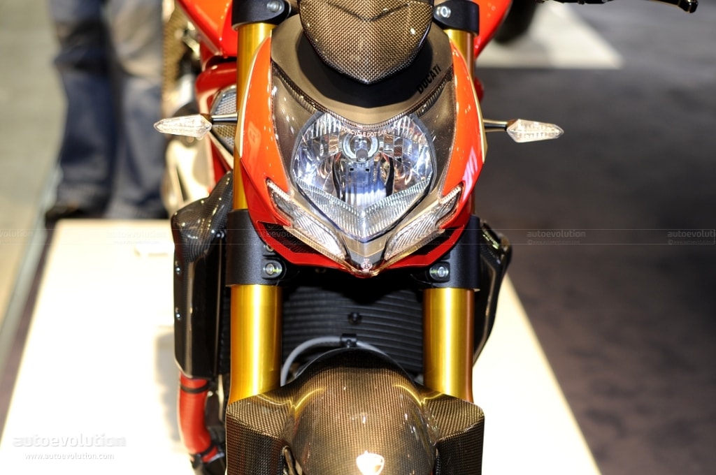 2011 Ducati Streetfighter