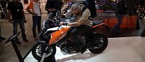 EICMA 2015: KTM 1290 Super Duke GT Is the All-In-One Power-Touring Menace