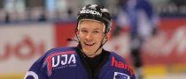 Ekström tackles on ice
