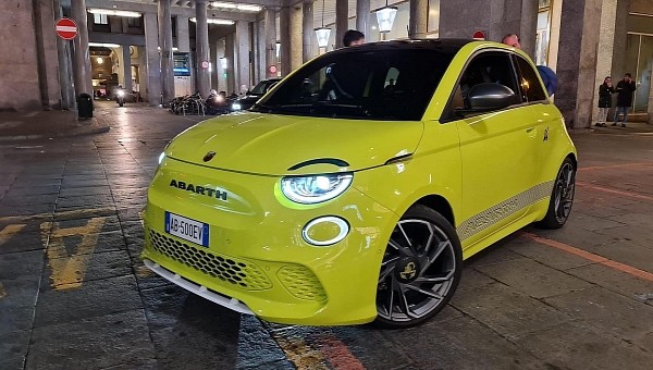 Electric Abarth Fiat New 500e leaked in video