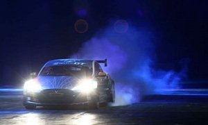 Electric GT Tesla Model S P100D Racecar Has 2s 0-60 MPH Time, Does Huge Burnout