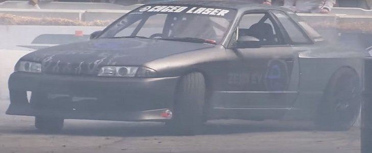 Electric Nissan Skyline R32 Tries to Drift at Goodwood