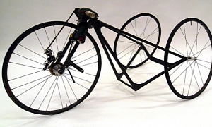 Electric Screwdriver-Powered Carbon Fiber Tricycle