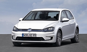 Electric Volkswagen Golf Goes on Sale in Germany from Under €35,000