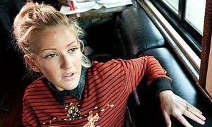 Ellie Goulding Hums Foreigner’s Power Ballad on a Bus: 20 Hours of No Sleep