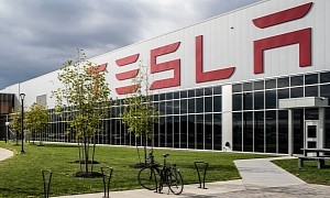 Elon Musk Fed Up with the Chip Shortage, He May Buy Tesla a Semiconductor Plant