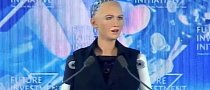 Elon Musk Gets Called Out by AI Robot Sophia During Interview