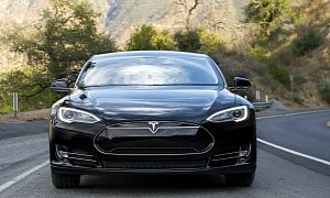 Elon Musk Hints at Next Big Tesla Motors Product on Twitter