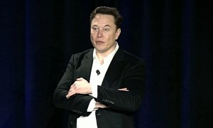 Elon Musk Needs Someone Like Tim Cook for Tesla and SpaceX, Here's Why