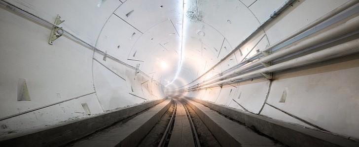 Boring Tunnel Freemont