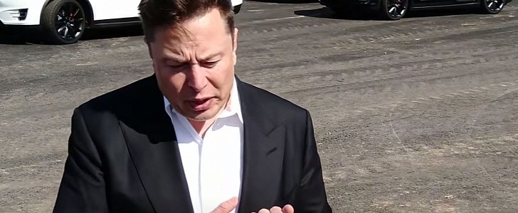 Elon Musk speaks to media, fans outside Berlin Giga