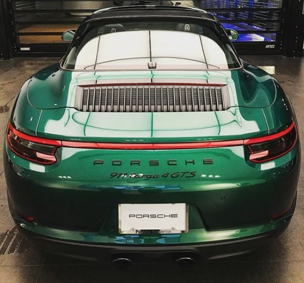 Emerald Green Porsche 911 Targa 4 GTS Looks like a Flawless Gem ...