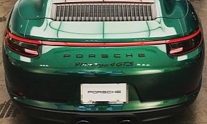 Emerald Green Porsche 911 Targa 4 GTS Looks like a Flawless Gem