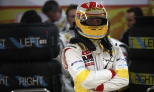 Emotional Alonso Set for Renault Good Bye