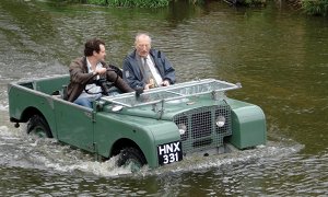 Engineer Responsible for First Land Rover Visits the Company