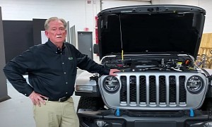 Engineer Sandy Munro Gets His First Chance to Dig Into the New Jeep Wrangler 4xe SUV