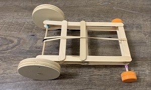 Entertain Yourself and Kids With This Simple and Amazing Rubber Band Drag Racer